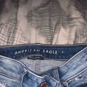 American eagle 00 short ripped patched jeans
